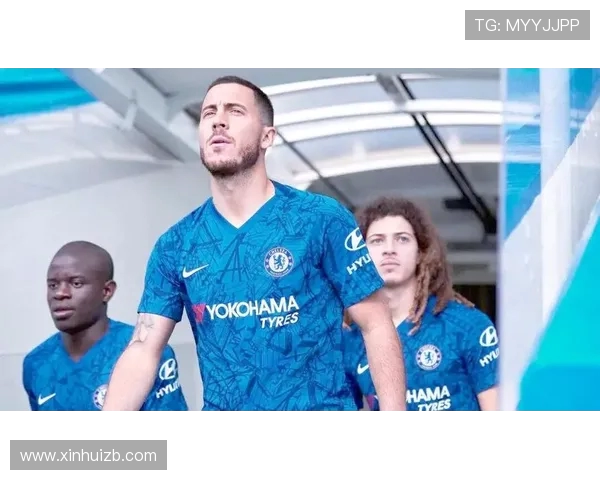 英超球队服装品牌合作趋势与球衣展示 英超球队服装品牌合作趋势与球衣展示